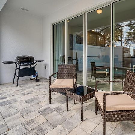 Pleasant Townhome With Private Pool Near Disney Four Corners ภายนอก รูปภาพ