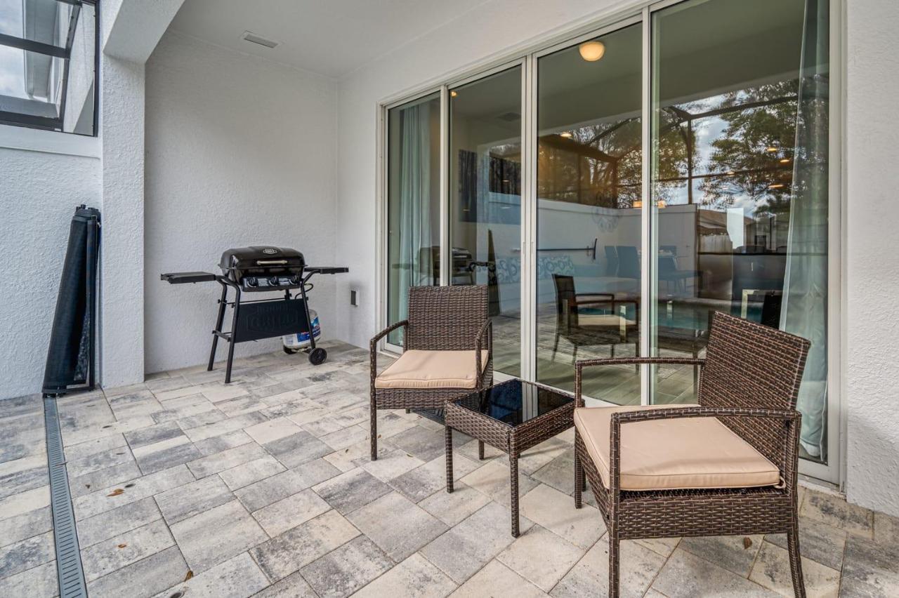 Pleasant Townhome With Private Pool Near Disney Four Corners ภายนอก รูปภาพ